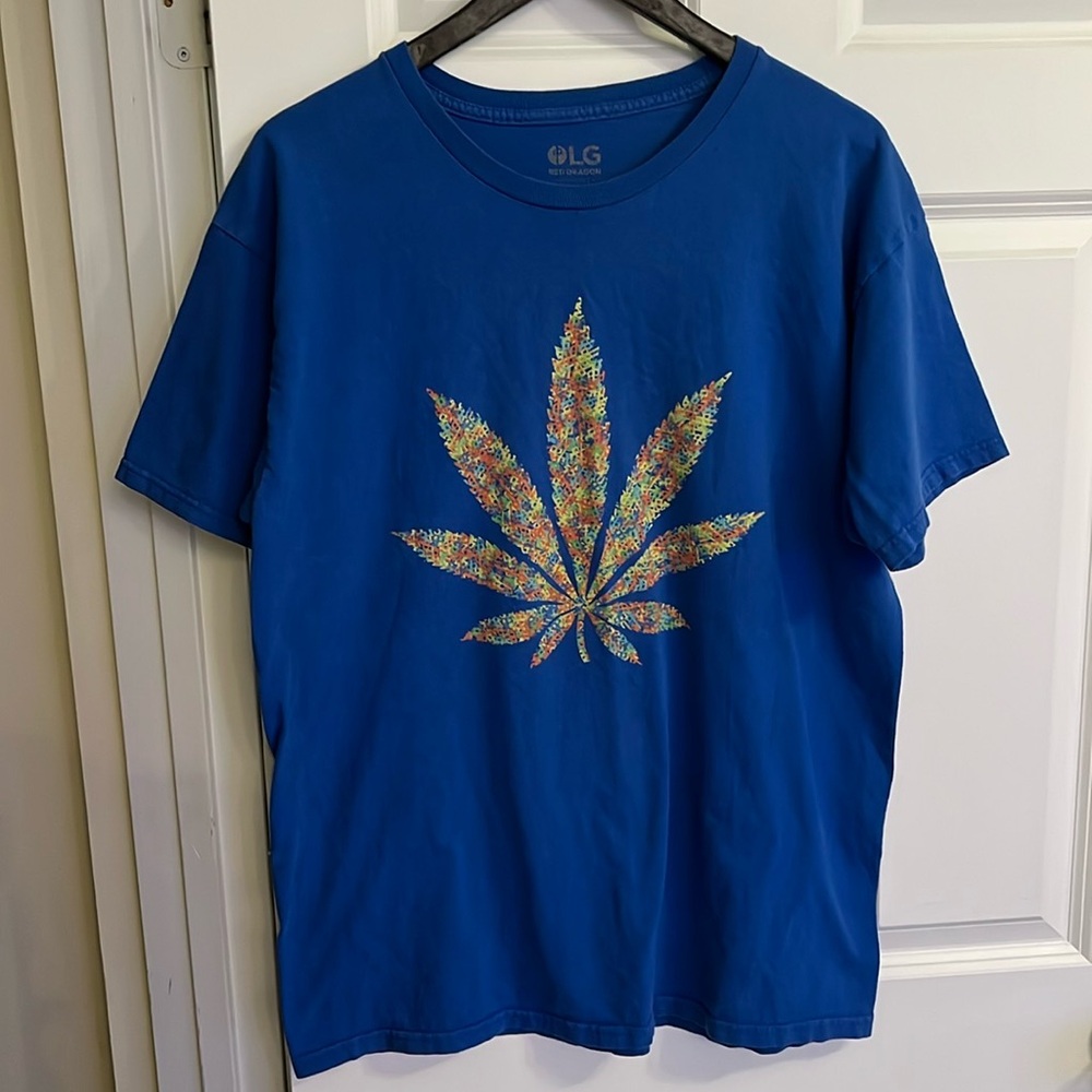 Red Dragon  Leaf Tee